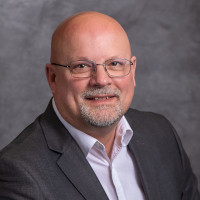 marc-headshot.jpg (11 KB)