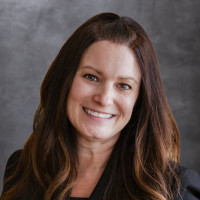 stephanie-headshot.jpg (12 KB)